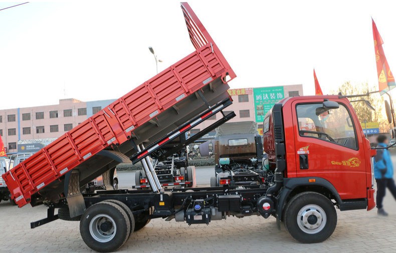 重汽豪沃HOWO悍將自卸車