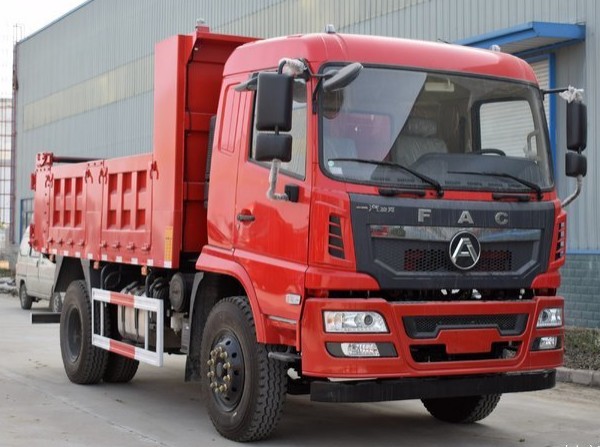 一汽凌河自卸車