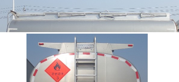 解放J6單橋13噸鋁合金油罐車