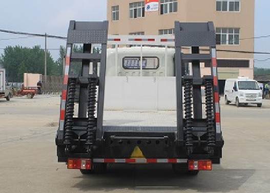 重汽豪沃平板運(yùn)輸車
