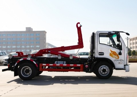 重汽豪曼藍牌地庫垃圾車_帝王環(huán)衛(wèi)牌HDW5049ZXXZZ6型車廂可卸式垃圾車